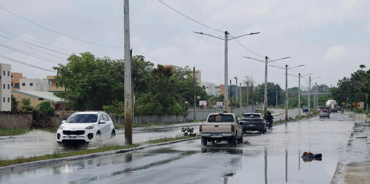 Indomet advierte que las lluvias continuarán este domingo
