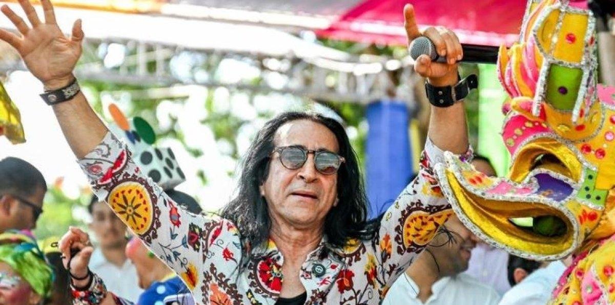 Carnaval de Santiago cierra su segundo domingo
