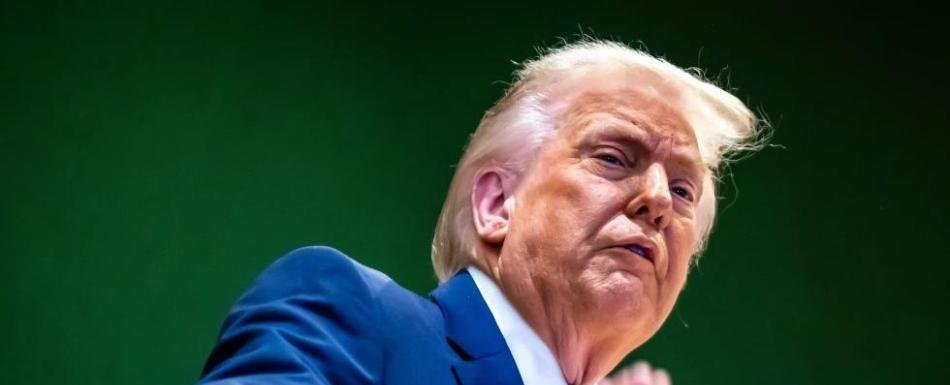 Trump ordena liberar archivos gubernamentales sobre Ovnis y vida extraterrestre